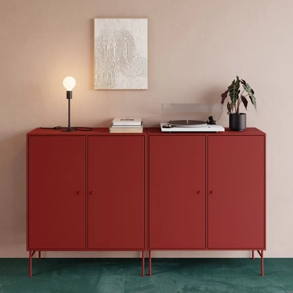 MAG-Y metal table lamp with visible bulb